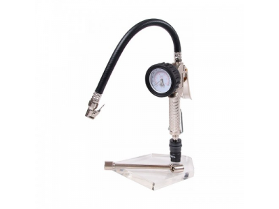 Подкачка шин с манометром и доп. насадкой от LICOTA Подкачка шин с манометром и доп. насадкой