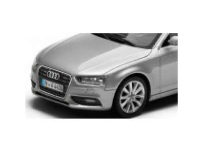 Модель Audi A4, Ice silver, 2013, Scale 1 43, артикул 5011204113 от VAG Модель Audi A4, Ice silver, 2013, Scale 1 43, артикул 5011204113