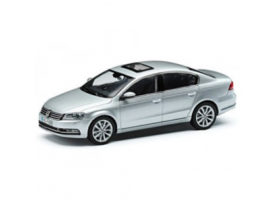 Модель автомобиля Volkswagen Passat Saloon, Scale 1:43, Silver, артикул 3AE099300A7W от VAG Модель автомобиля Volkswagen Passat Saloon, Scale 1:43, Silver, артикул 3AE099300A7W