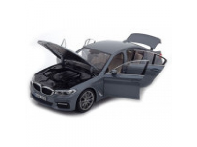 Модель автомобиля BMW 530i Limousine (G30), 1:18 Scale, Bluestone Metallic от BMW Модель автомобиля BMW 530i Limousine (G30), 1:18 Scale, Bluestone Metallic
